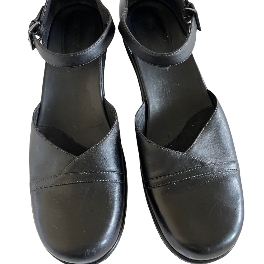 Women's ECCO ankle strap Mary Janes size 42 (11.5) in excellent shape!
